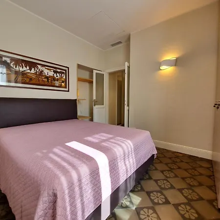 Apartman Immobillario - Domus Palmae *