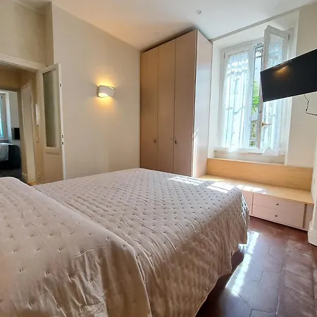 Immobillario - Domus Palmae * Domaso